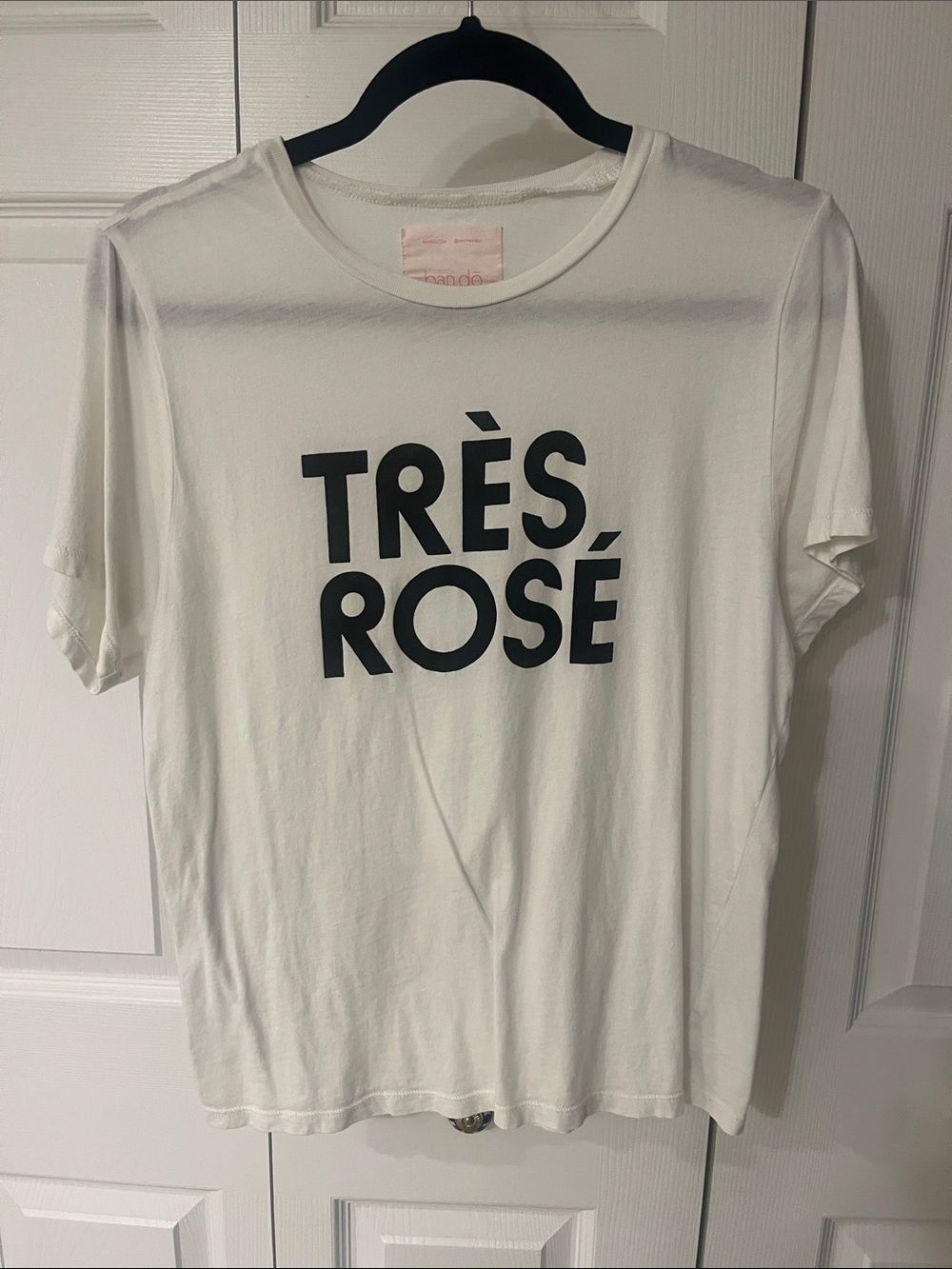 Ban.dō "Très Rosé" White Graphic Tee